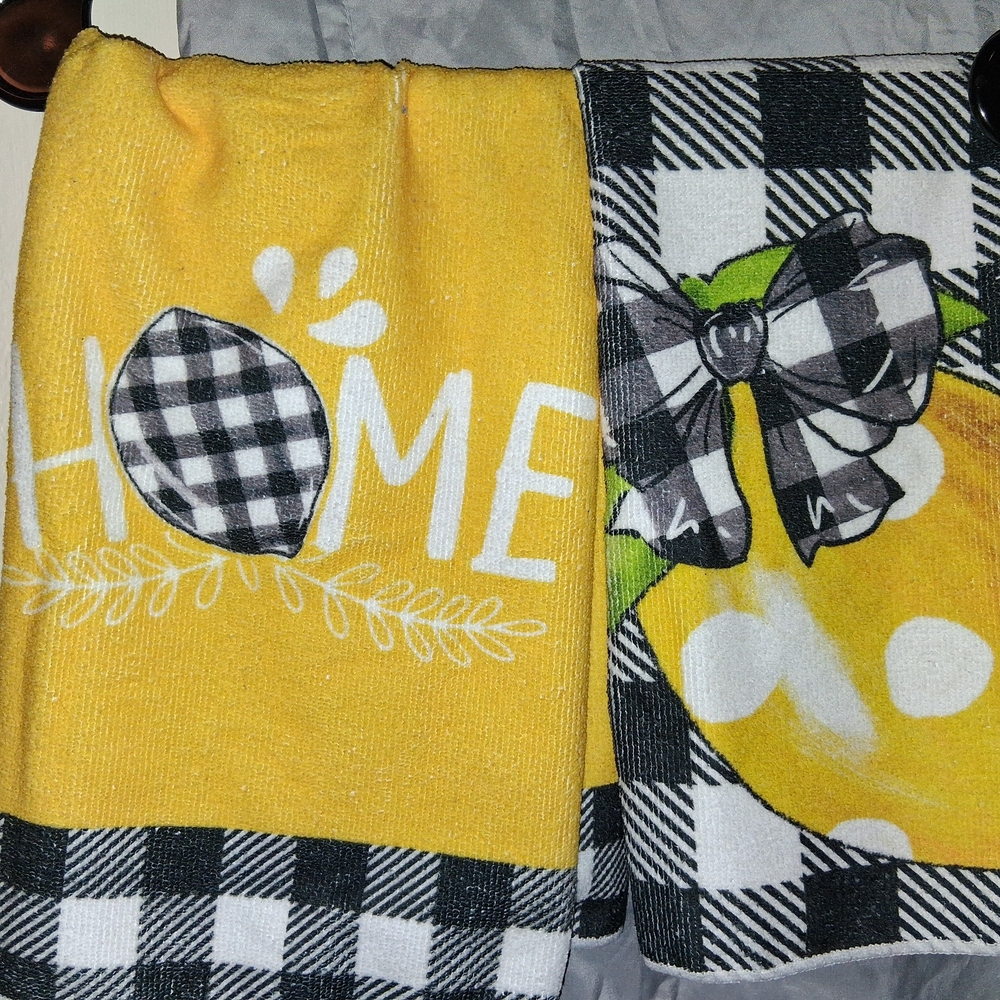 SHEIN Yellow and Black Kitchen Towels Set - Picture 3 of 7
